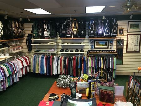 YCC_Golf_Shop_4_JPG